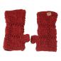 Preview: Rote Pulswärmer Stulpen handgestrickt mit Blumenmuster 100% Schafswolle Handarbeit aus Nepal