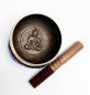 Preview: Set gegossene mit Buddha verzierte Klangschale 347 Gramm Ton E Meditation Yoga