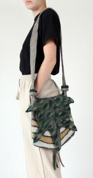 TOLLE NATURFARBENE TASCHE AUS FILZ MAßE: 32CM X33CM
