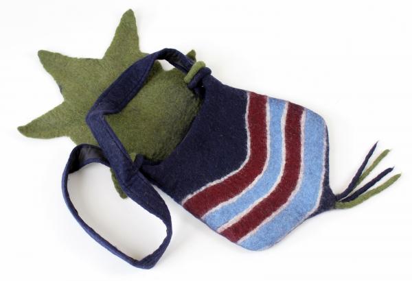 TOLLE BLAUE TASCHE AUS FILZ MAßE: 32CM X33CM
