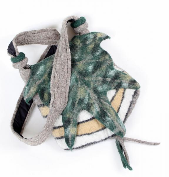 TOLLE NATURFARBENE TASCHE AUS FILZ MAßE: 32CM X33CM