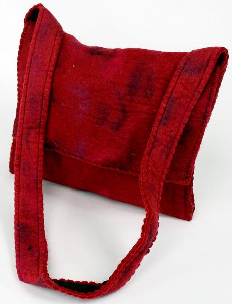 Feine rote gebatikte Filztasche aus Nepal Maße 35cm x 35cm Handarbeit