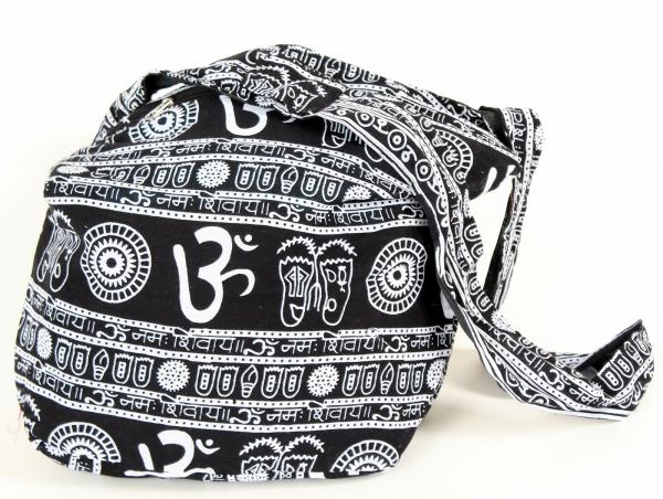 SCHWARZE MIT OM + SYMBOLEN VERZIERTE TASCHE